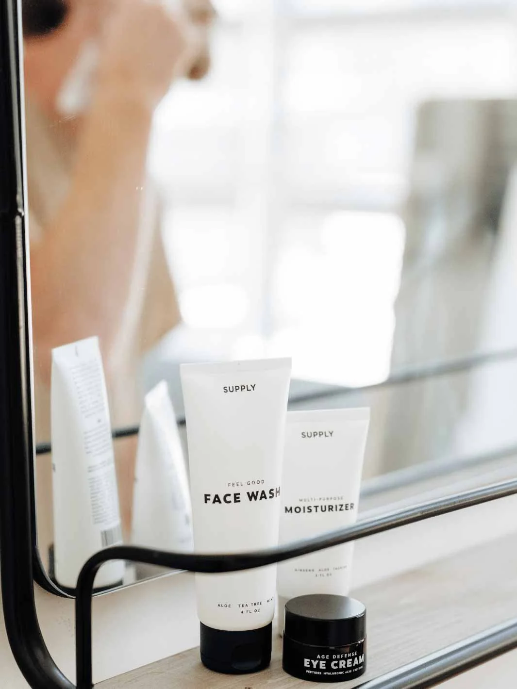 Skin Essentials Set (Face Wash + Moisturizer + Eye Cream) - Image 12